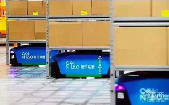 菜鸟agv机器人搬运货架