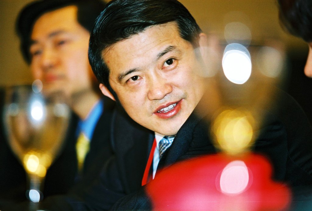 陈东升的"嘉泰帝国"和他的妻子们