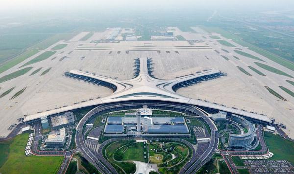 青岛胶东国际机场今日正式转场运营