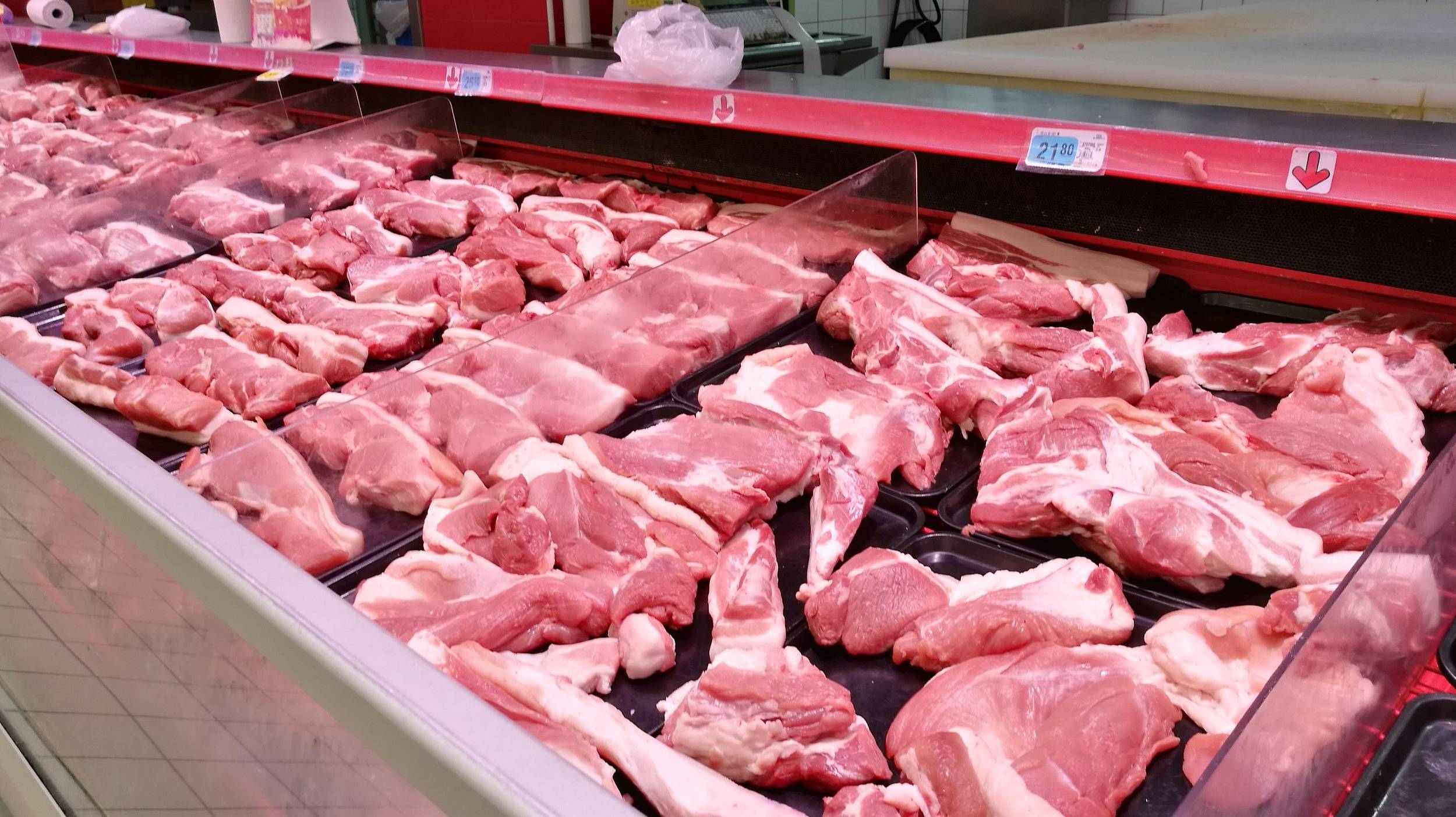 2022年猪肉价格会跌到4元一斤，你信吗？