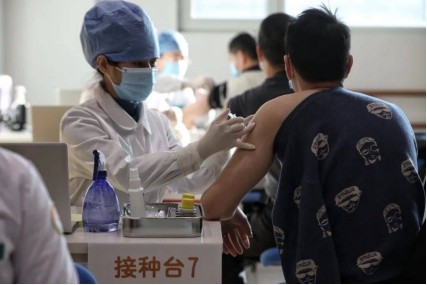 王华庆：尚无证据证明新冠病毒变异会使现有疫苗失效