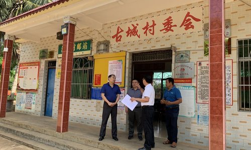 海南省退役军人系列故事《戎耀党旗》之044|叶亚平：为了潭牛物丰民富风清气正