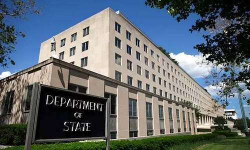 美国国务院禁止政府金融机构向俄罗斯提供贷款