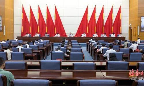 坚持以学促查 坚决动真碰硬 以刀刃向内的决心勇气抓好查纠整改