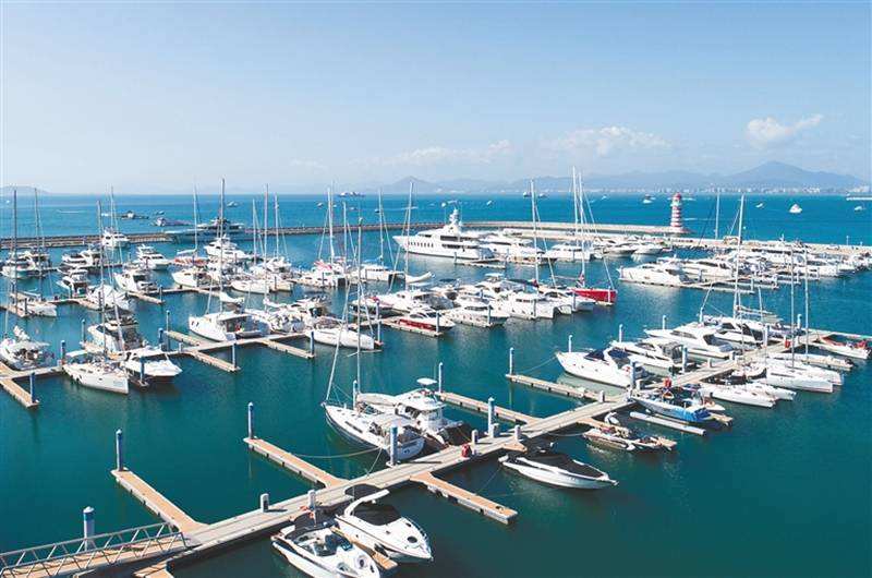 《海南自由贸易港游艇产业促进条例》施行