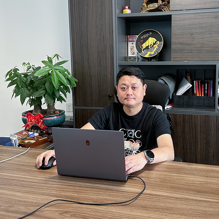 周星 (2).jpg