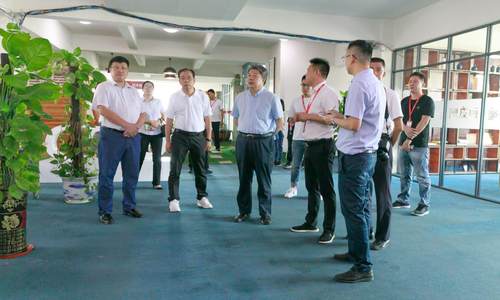 罗时祥：要针对性地对退役军人提供创业服务