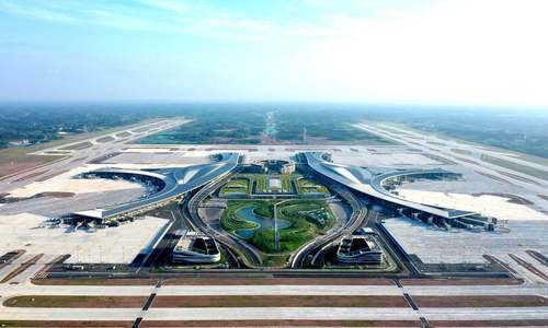 成都天府国际机场正式投运  构建西部航空枢纽