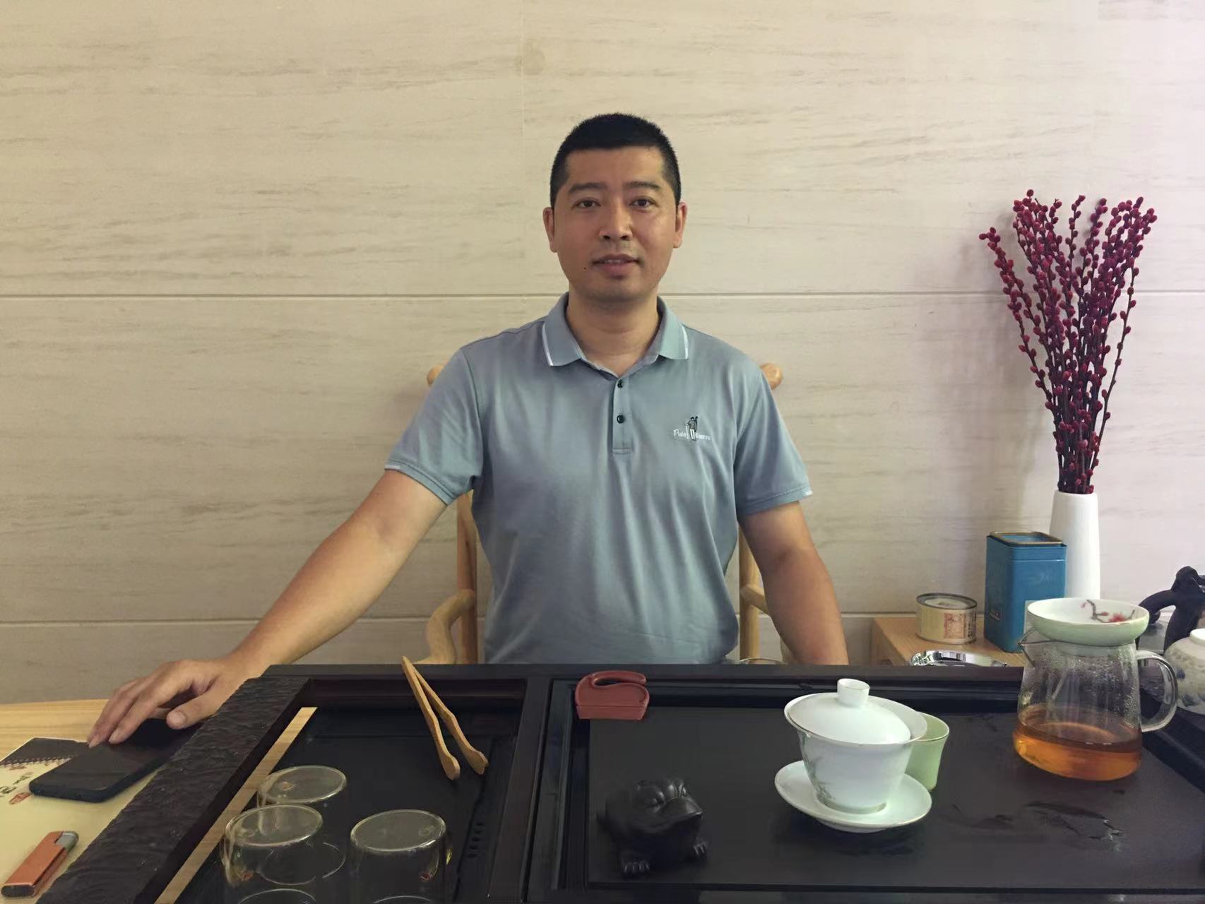 戎耀党旗之|司雨杭：创业路上 军人品质与劳务派遣行业的坚守