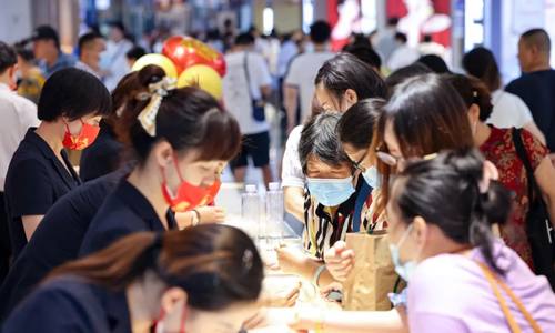 过年返乡消费带动小城消费热度超大城市