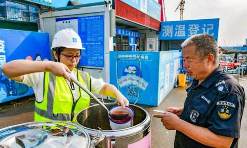 各地多措并举强化高温天气下劳动者权益保障