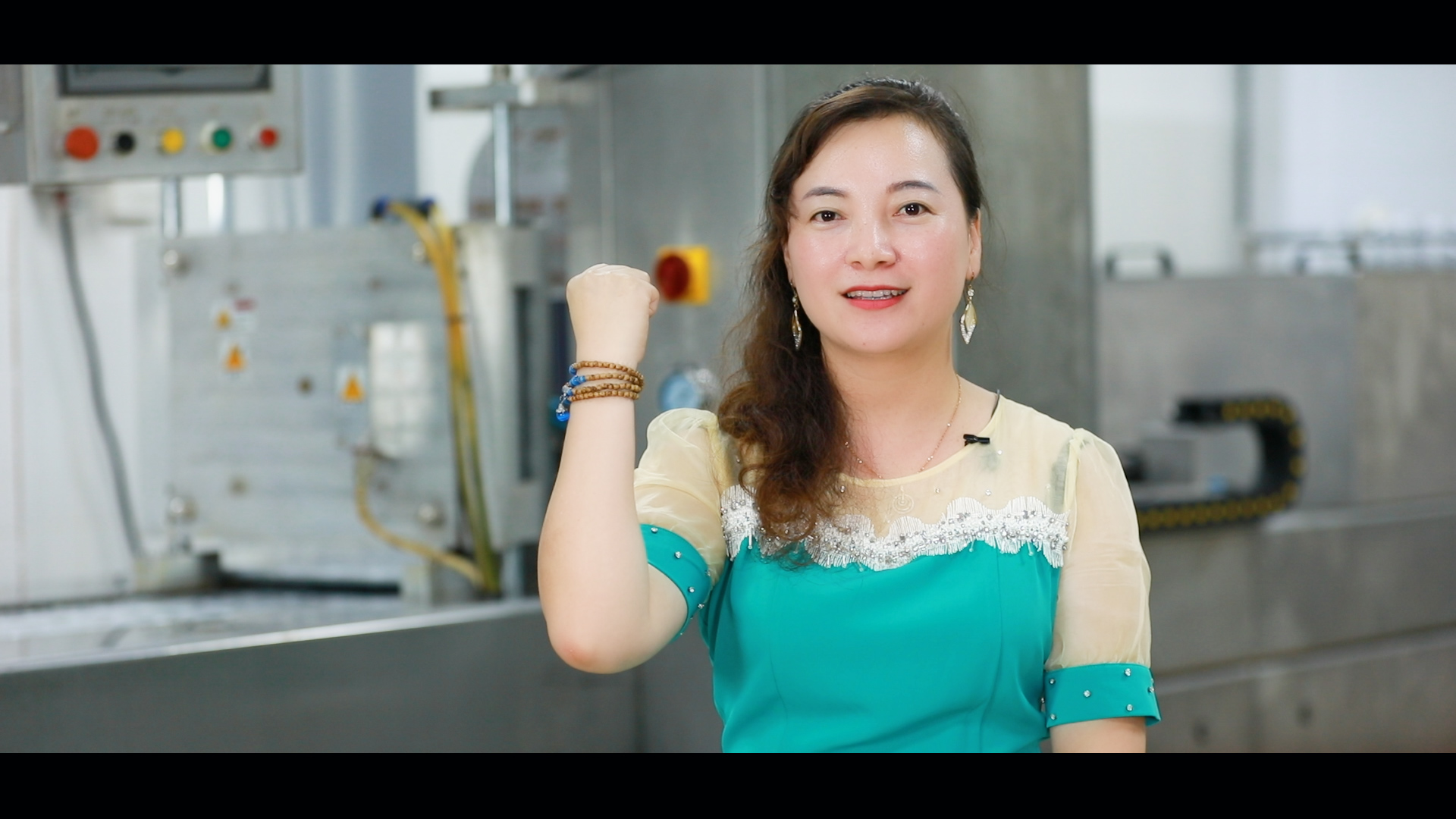 海南省妇联为您讲述2021年创业海姑娘的故事之二十：陈玉妹——一包亚妹牛肉干，饱蘸生活好滋味
