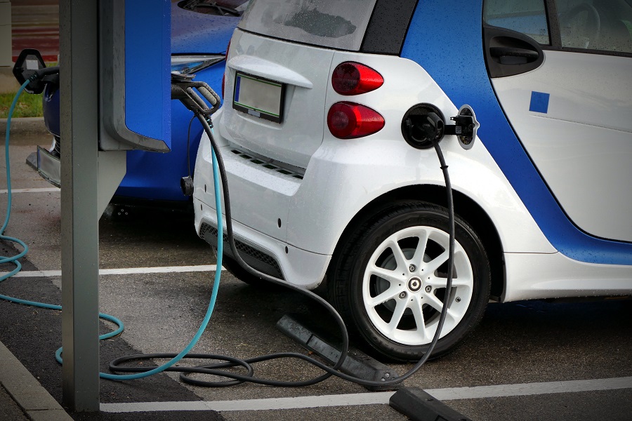 新能源汽车产业的发展要注重三大变量 
