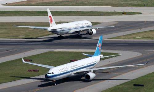 国航、南航等六家航空公司合计预亏超千亿元