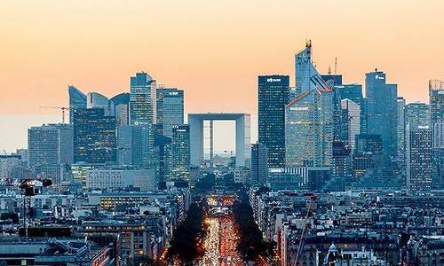 全球经济持续放缓 中国外贸何以表现亮眼？