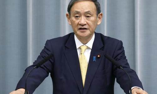 菅义伟道歉 承认政府医疗准备不足