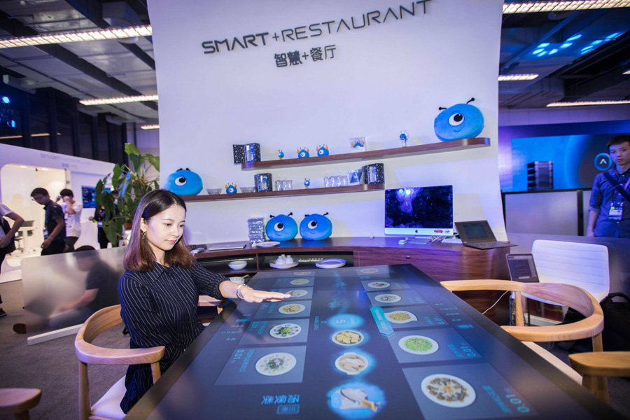 马云也惊叹，口碑的未来智能餐厅，到底是创新还是噱头？