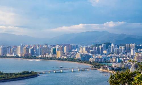 权威发布：确保海南自贸港建设在法治轨道上行稳致远
