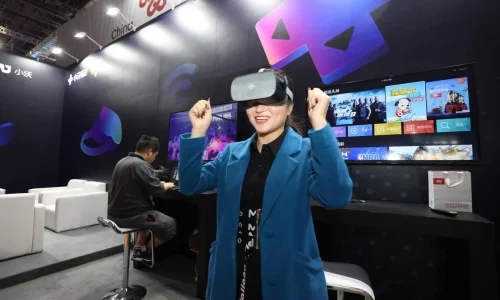 “VR会客厅”、与李白“对饮”数字技术让文化产业焕发新魅力