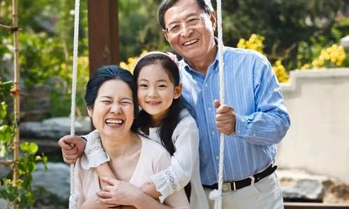 我国60岁以上人口2.6亿  如何应对老龄化？