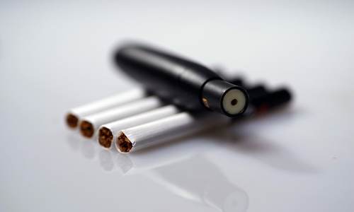 电子烟纳入烟草制品管制范围，设置过渡期