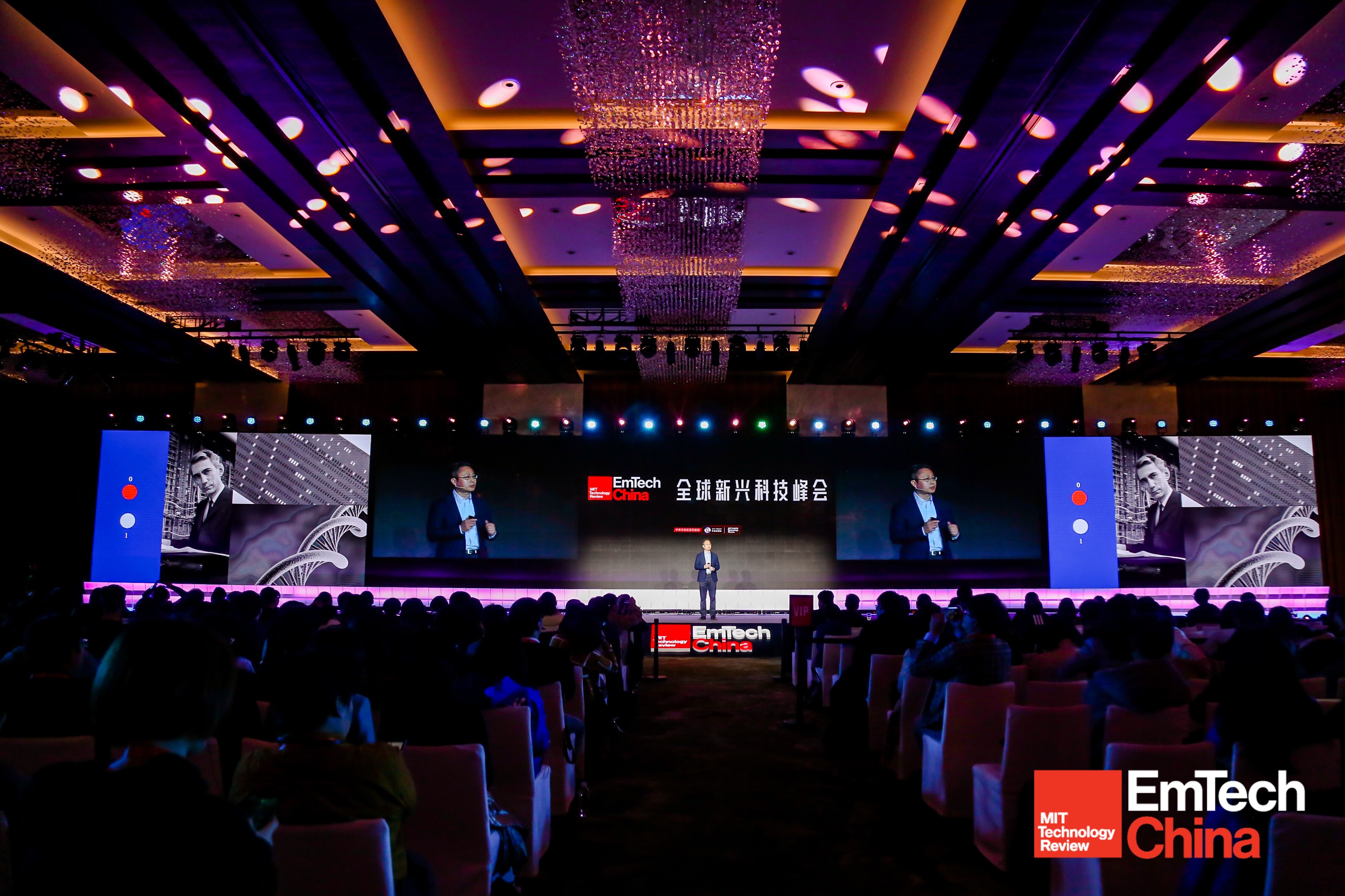 IBM 大中华区 CTO 谢东:重新想象“未来AI计较”翻新 | 潮科技· 畅想未来