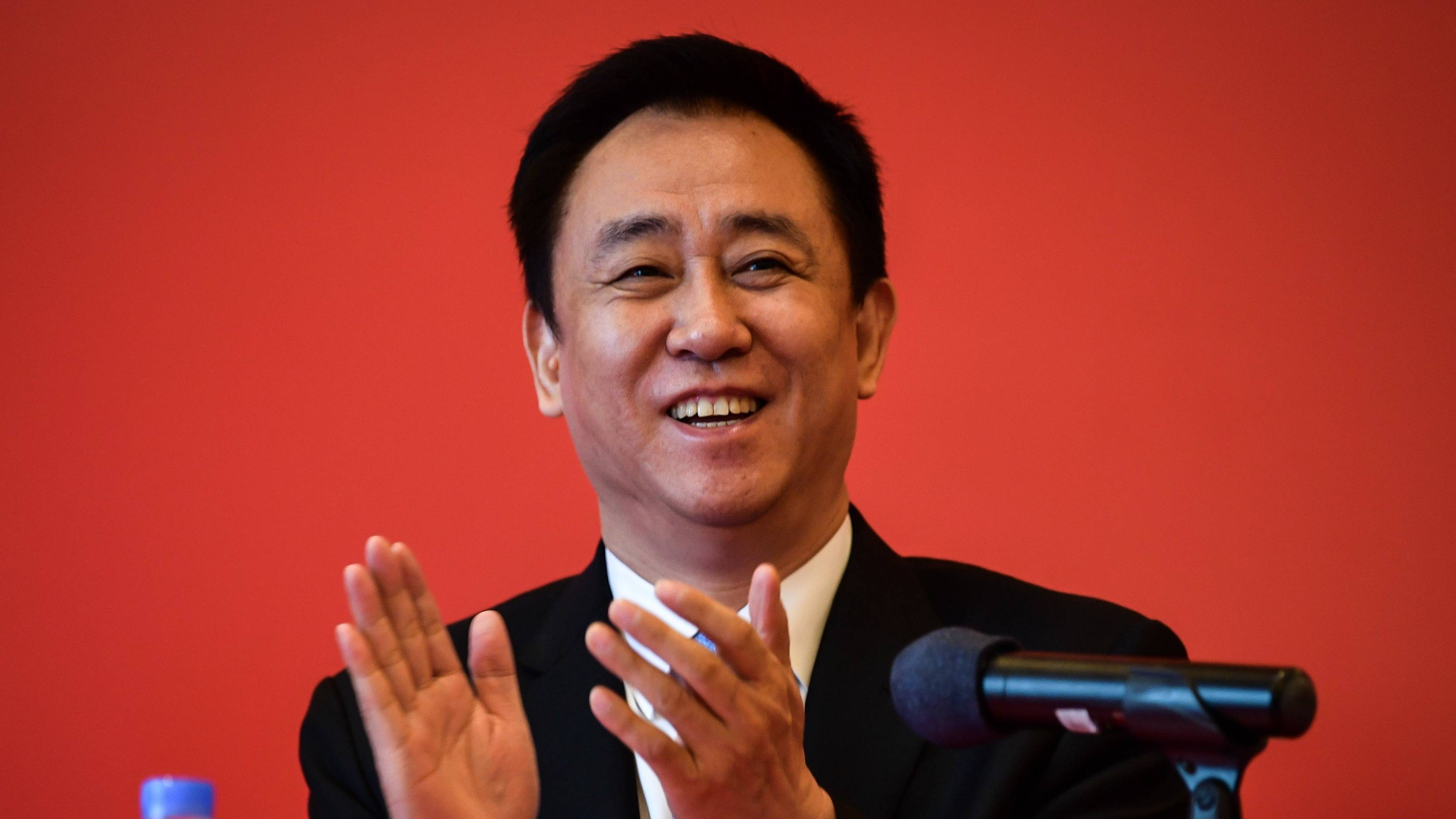 恒大“批发”顶级设计师，冲击了多少“贫穷而高贵”的理想？