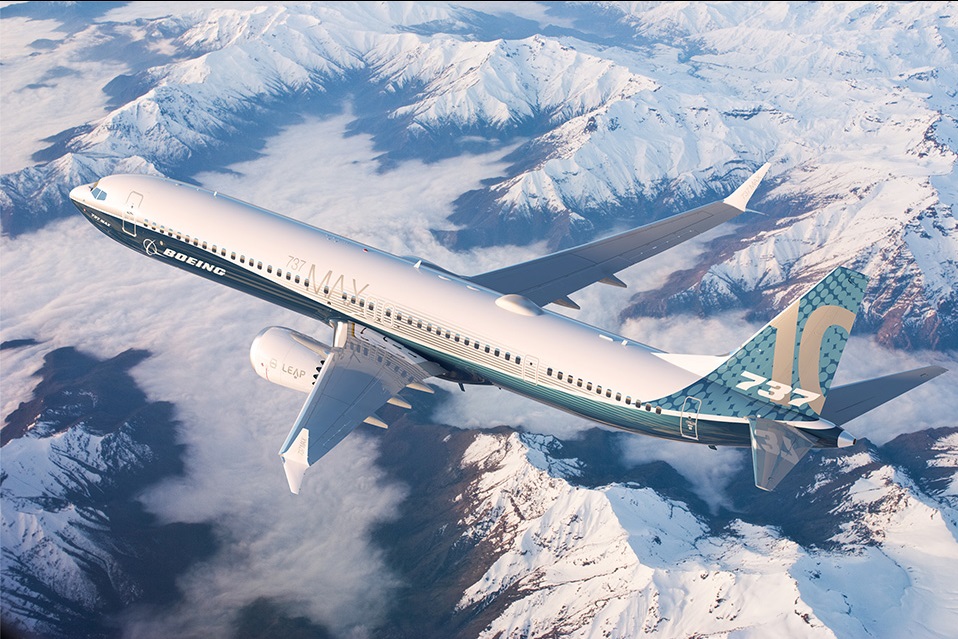 波音737MAX系列最大机型首飞 2023年前投入使用.jpg