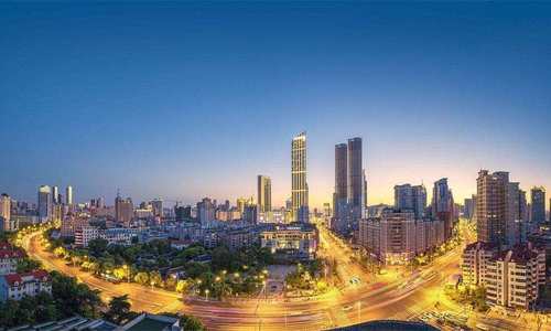 万亿GDP热点城市全面放开限购，楼市新信号出现