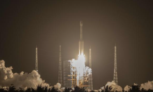 中国成功发射通信技术试验卫星十号