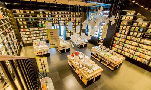 网红书店有“颜值”还需有“素养”