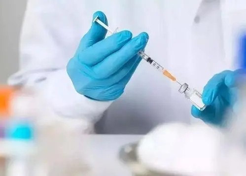 我国二十五个新冠病毒疫苗进入临床试验阶段