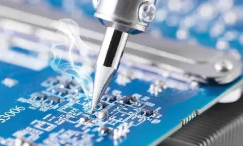 基辛格：全球芯片短缺问题可能延续至2023年